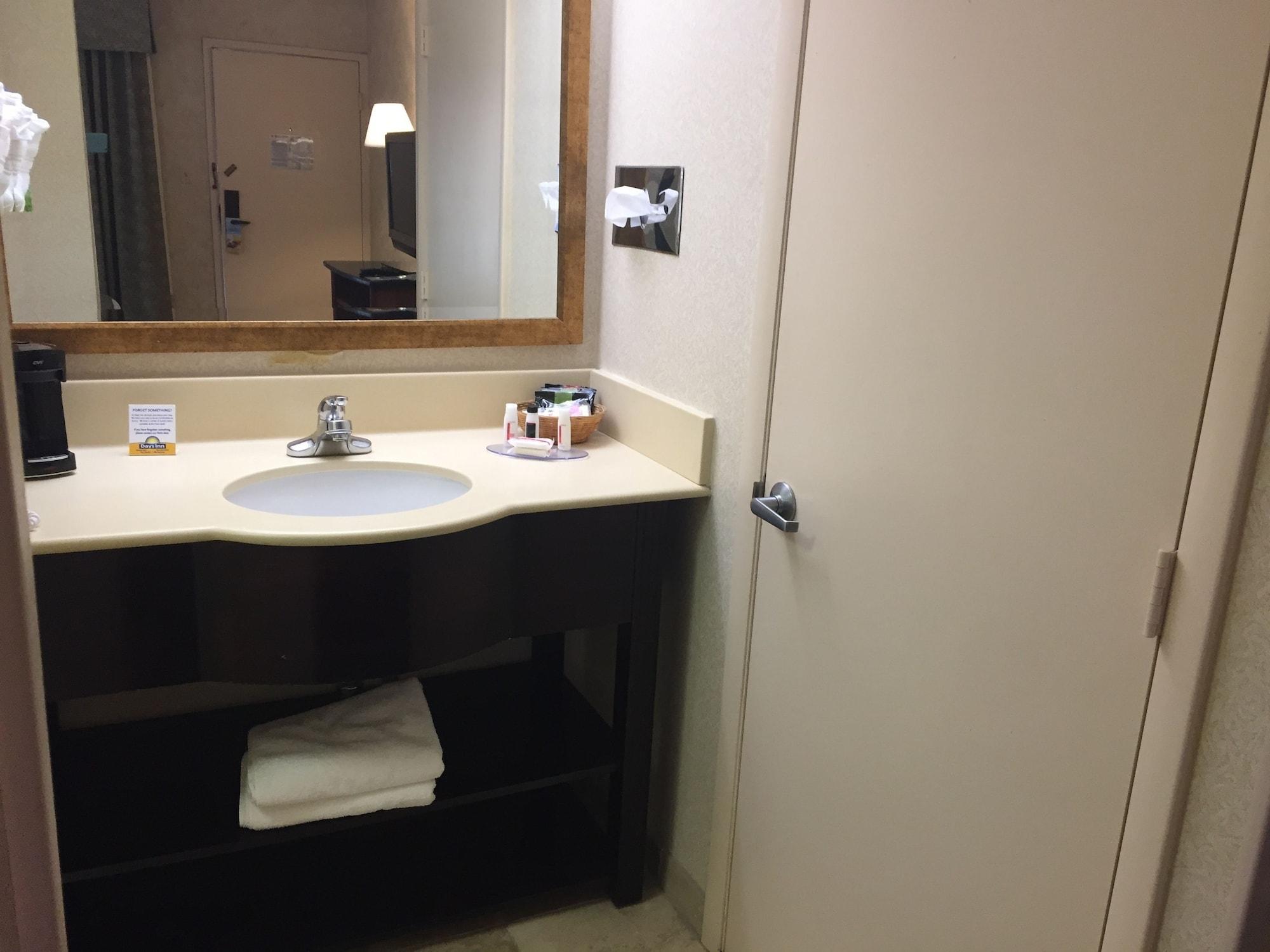 Days Inn & Suites By Wyndham Albuquerque North Kültér fotó